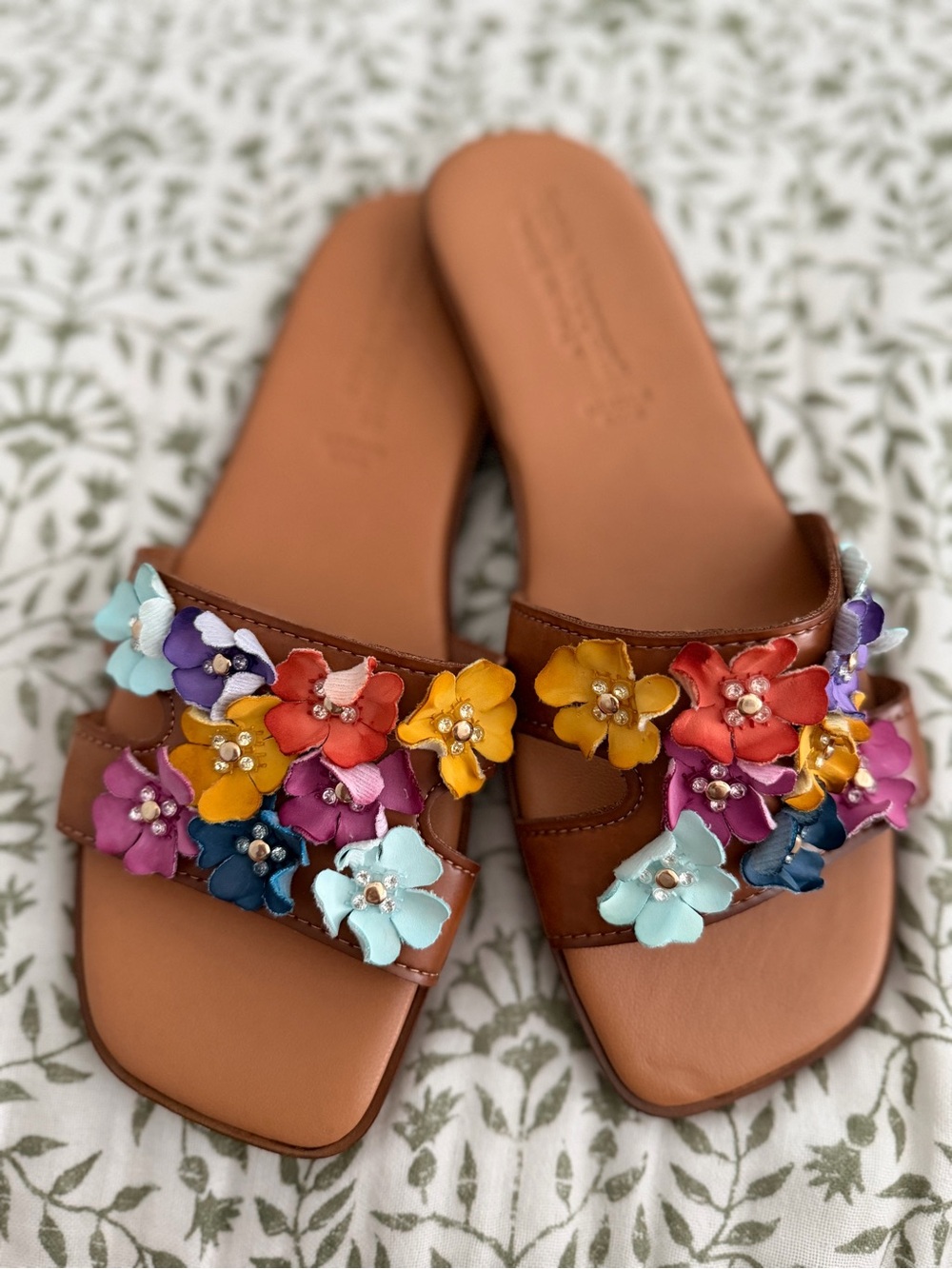 Fabio Maggenti Italian Leather Floral Embellished Slide Sandals. Women’s 8.5